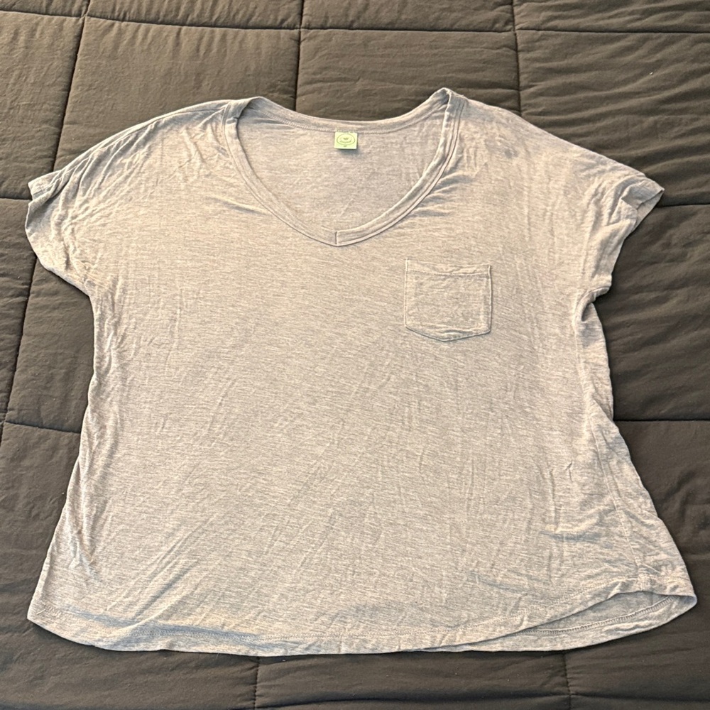 Honeydew Intimates Light Gray V-Neck Pocket Tee